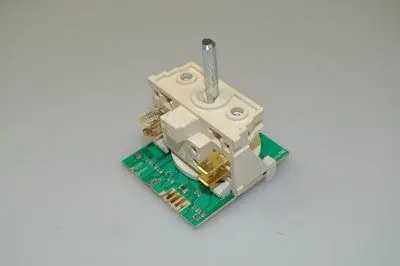 Omskifter, Arthur Martin-Electrolux komfyr & stekeovn