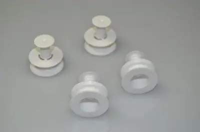 Hjul, Maytag oppvaskmaskin (øvre, sitter på skinnen på siden av kurven)