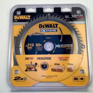 Kniv 210*30*T60 - DSC7485 / DWE7485 type 1