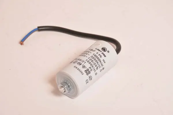 Kondensator 18,0uF 450v