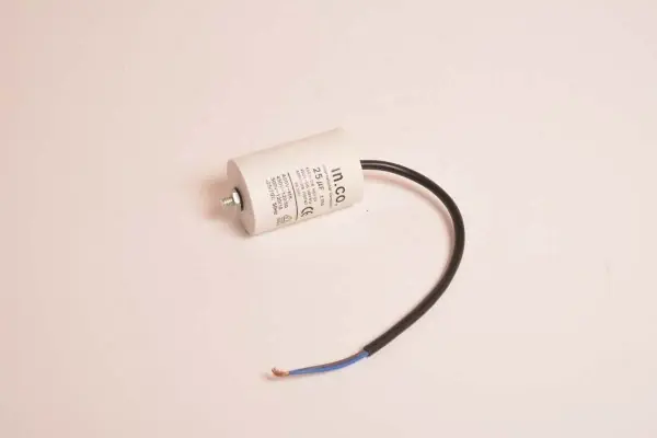 Kondensator 25,0uF 450v