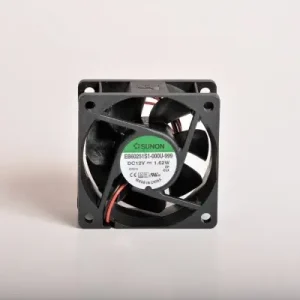 Sunon vifte 60x60x25mm 12V