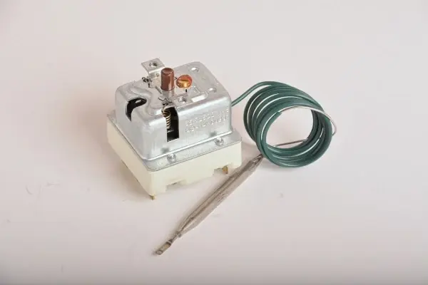 Termostat (friture) 400V 20A